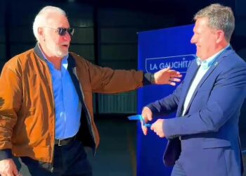 Bouvier acompañó la inauguración de la nueva planta de La Gauchita