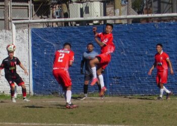 Fútbol local: sábado de final de playoffs