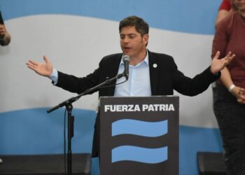 Kicillof descartó un atentado contra Milei: “Es un payaso”