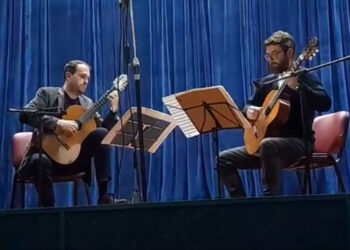 Concierto de guitarras para recibir la primavera en Arrecifes