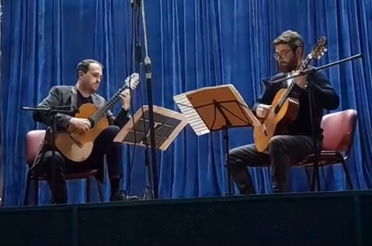 Concierto de guitarras para recibir la primavera en Arrecifes