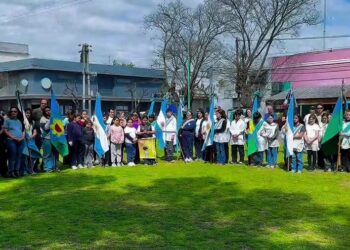 Se realizó el acto oficial por el Día del Maestro