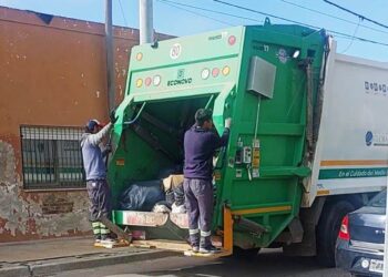 Día 14 de paro municipal: empresa de San Nicolás recoge los residuos en Arrecifes