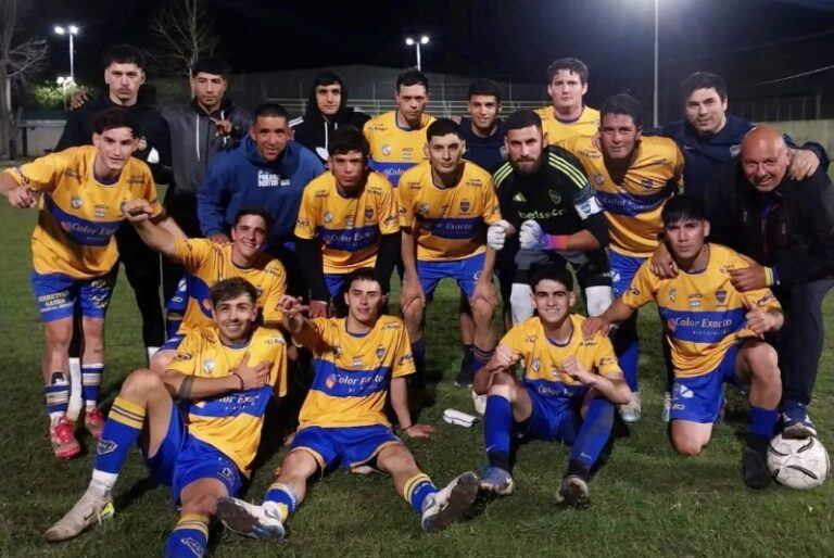 Fútbol local: la Peña de Boca es único puntero