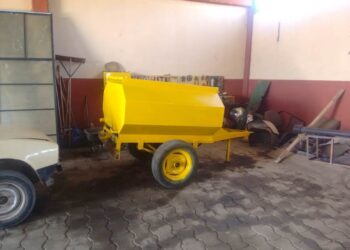 Robaron en Corralón Municipal y detuvieron a dos cuando escapaban