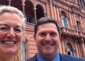 El intendente Bouvier, en la asunción de Diego Santilli