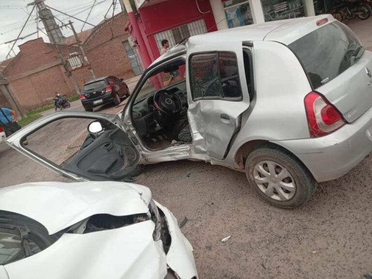 Violento choque en ruta 8