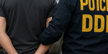 Allanamiento por distribución de contenido sexual infantil