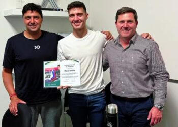 El intendente Bouvier reconoció a Maxi Rocha por su campeonato