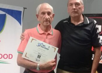 Proponen distinguir a la histórica radio LVA