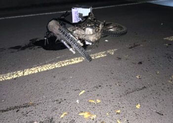 Fuerte choque entre dos motos en ruta 8