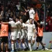 Goleada de Douglas para seguir soñando con el ascenso