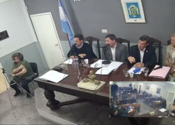 Intendente Bouvier: “No tenemos plata para comprar lamparitas”