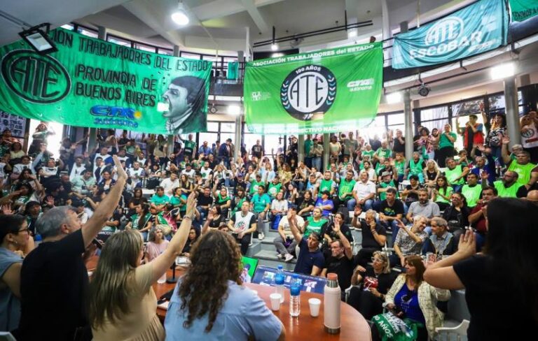 ATE comenzó el paro contra la modernización laboral y amenaza con cortar rutas