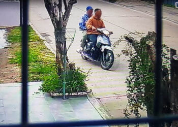 Investigan a dos sospechosos aparentemente preparando un robo