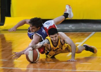 Básquet: el Trico de Orlando peleó hasta el final