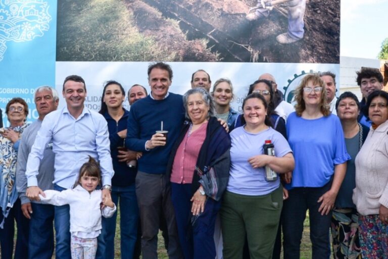 Katopodis acompañó a Gabilondo en la inauguración del nuevo pozo de agua de Viña