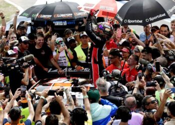 Doble podio arrecifeño y recibimiento al campeón récord