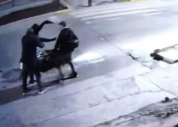 Robo de moto a mano armada