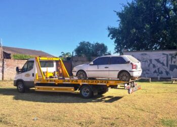 Secuestraron tres autos abandonados en la calle