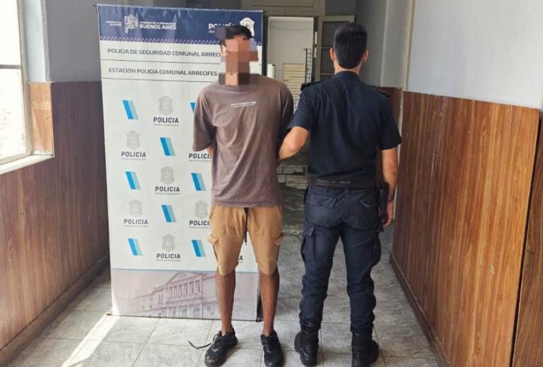 Robo en la calle y en un supermercado: la policía detuvo a un posible autor