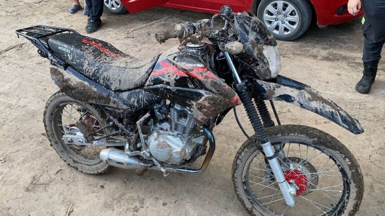 Persecución en el Balneario: secuestran la moto de dos chicas que quisieron escapar