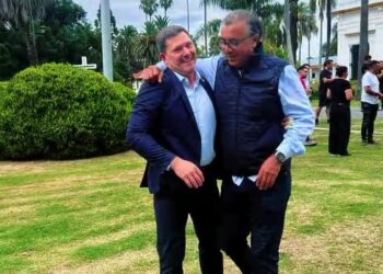 Bouvier con Kicillof en el Congreso Provincial de Seguridad