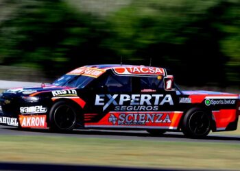 Canapino y Alberti clasificaron con las camionetas en La Plata