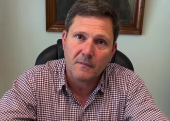 Intendente Bouvier: “No se sacarán todos los bolardos”