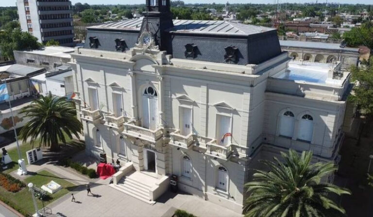 Condenaron por corrupción a funcionarios de la Municipalidad de Chacabuco