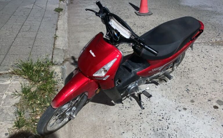Le secuestraron la moto y amenazó a un inspector