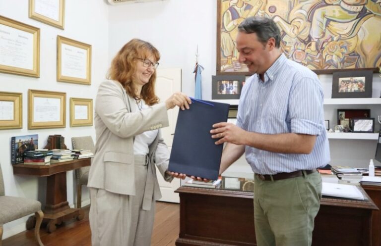 La embajadora de la República Checa visitó San Antonio de Areco