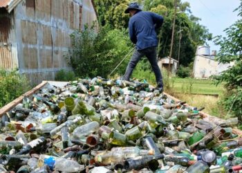 Reciclaje de vidrios en apoyo al Hospital Municipal