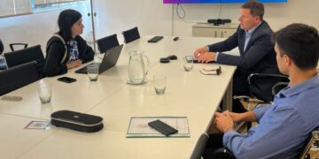 Bouvier se reunió con autoridades de Infraestructura en La Plata