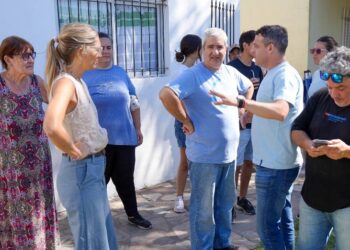 La Provincia envió materiales para la construcción de un SUM en Capilla Santa Cruz