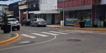 Retiran más bolardos de calle Ricardo Gutiérrez