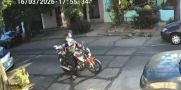 VIDEO. Le vendieron un auto con fallas y contrató a un sicario que mató a la madre