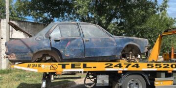 Secuestraron un auto abandonado porque tocaron timbre y no atendió nadie