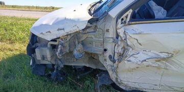 Choque en ruta 51 entre un auto y un camión