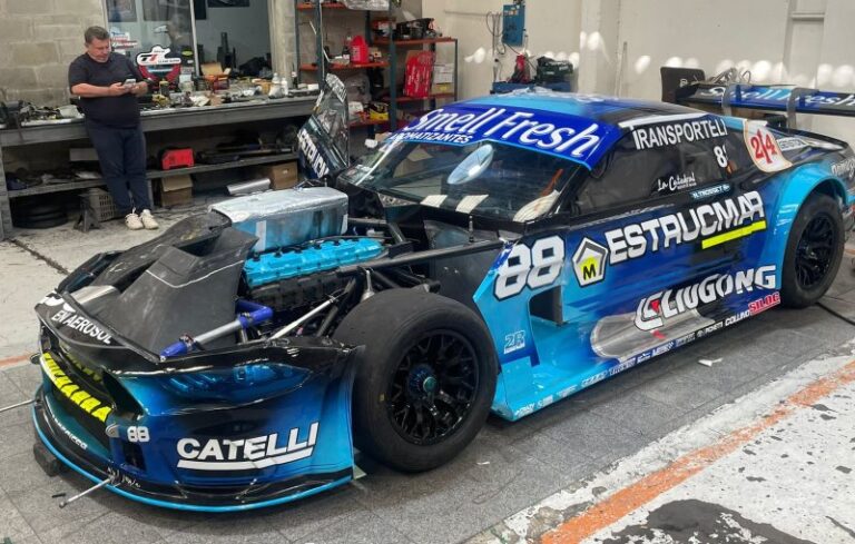 Confirmado: vuelve Niki Trosset tras el incendio de su TC