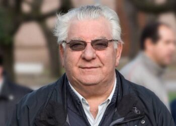 Internaron de urgencia al exintendente Oscar Ostoich