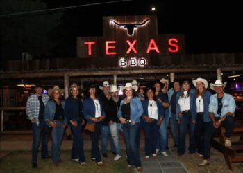 Otro sábado de música country, rock y fiesta en Texas