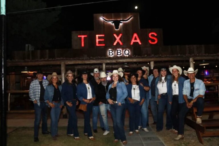 Otro sábado de música country, rock y fiesta en Texas