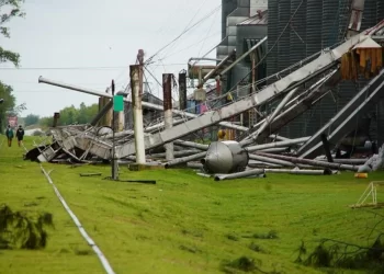 Un tornado causó grandes destrozos en el sur santafesino