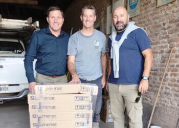 La Municipalidad entregó luces LED a la Cooperativa de Viña