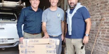 La Municipalidad entregó luces LED a la Cooperativa de Viña