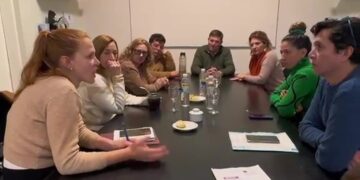 Visita de funcionarios de políticas contra la violencia de género