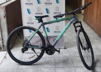 Recuperan una bici robada y aprehenden a un menor