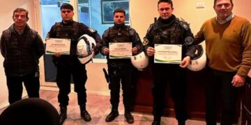 Bouvier distinguió a policías de la Sección Motorizada