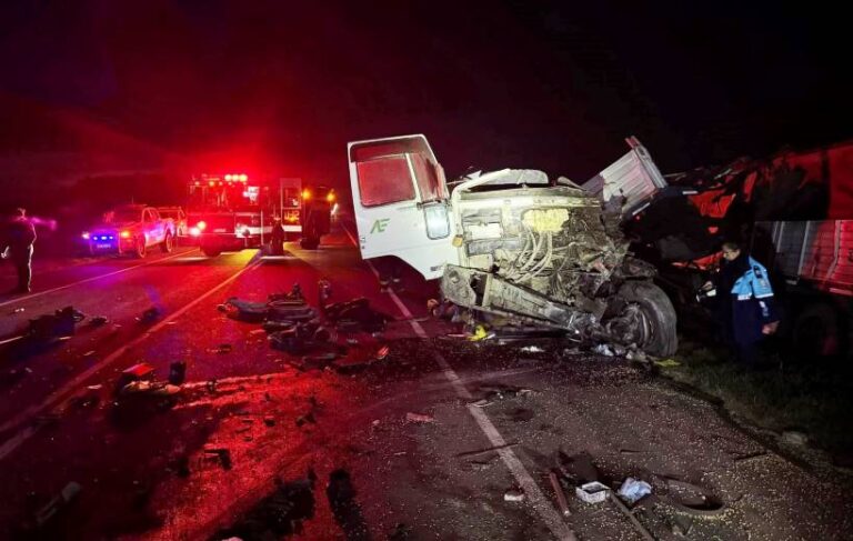 Un chofer murió en un choque entre camiones en Pergamino
